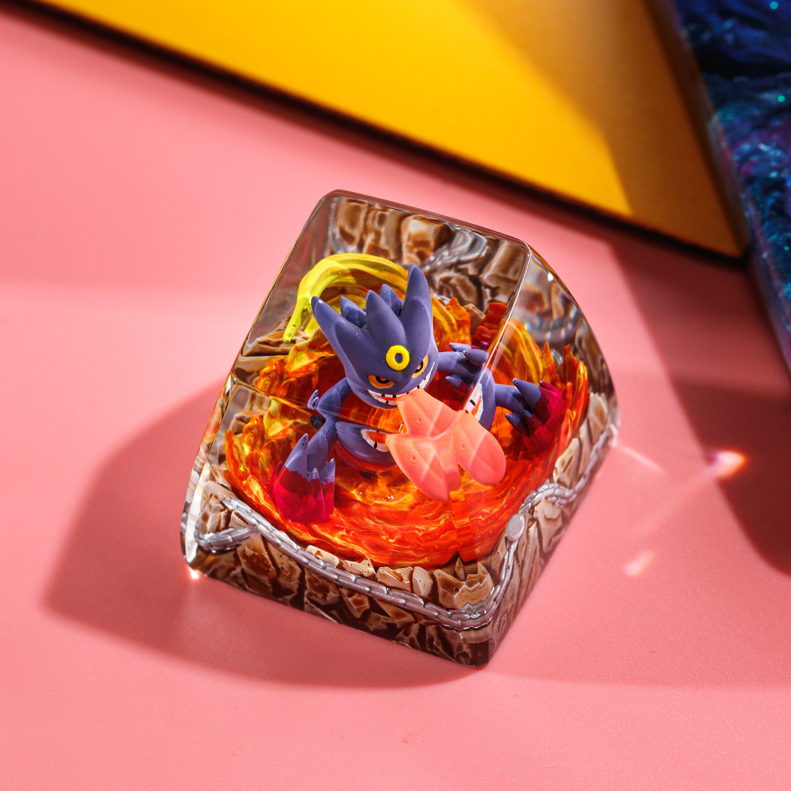 Custom FIRE GENGAR Artisan Keycap Custom Keycaps Art Decor Resin Keycaps Anime Artisan Keycap Cute Resin Keycaps for Mechanical Keyboard